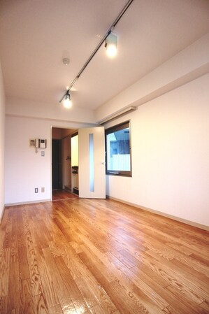 フォーシム用賀の物件内観写真